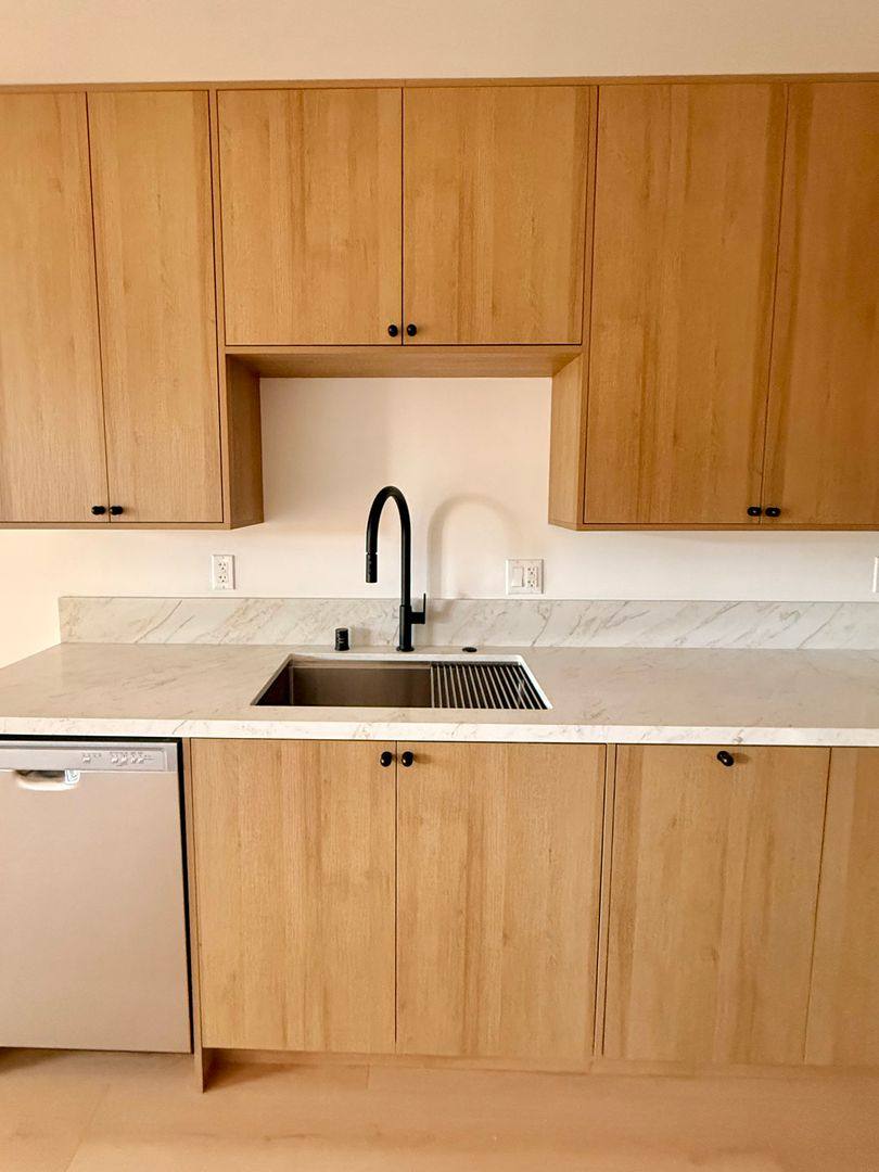 Apartment for rent at 2705 Benedict St, Los Angeles, CA 90039
