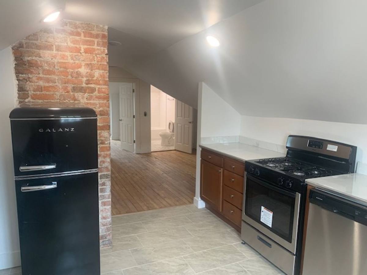 Apartment for rent at 129 3rd St, Pittsburgh, PA 15215