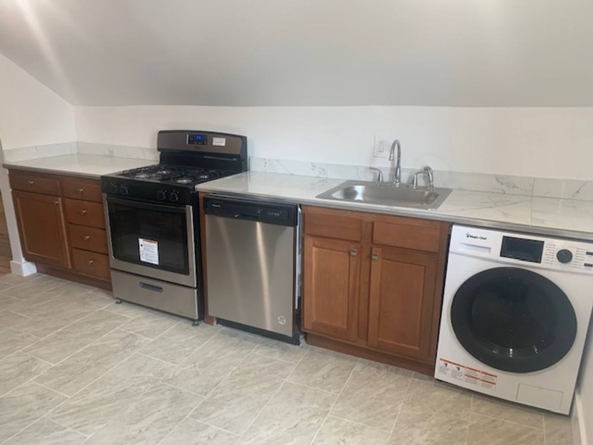Apartment for rent at 129 3rd St, Pittsburgh, PA 15215