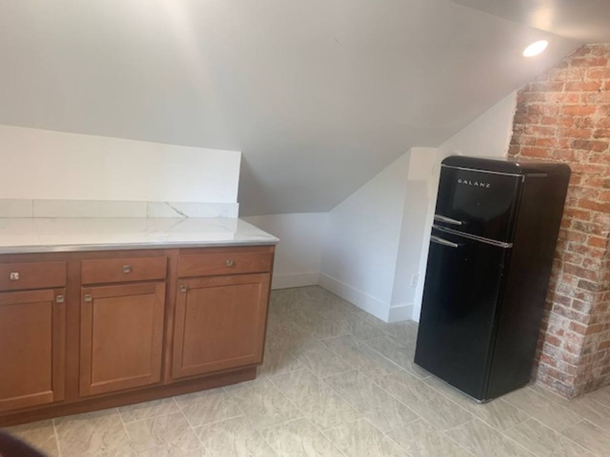 Apartment for rent at 129 3rd St, Pittsburgh, PA 15215