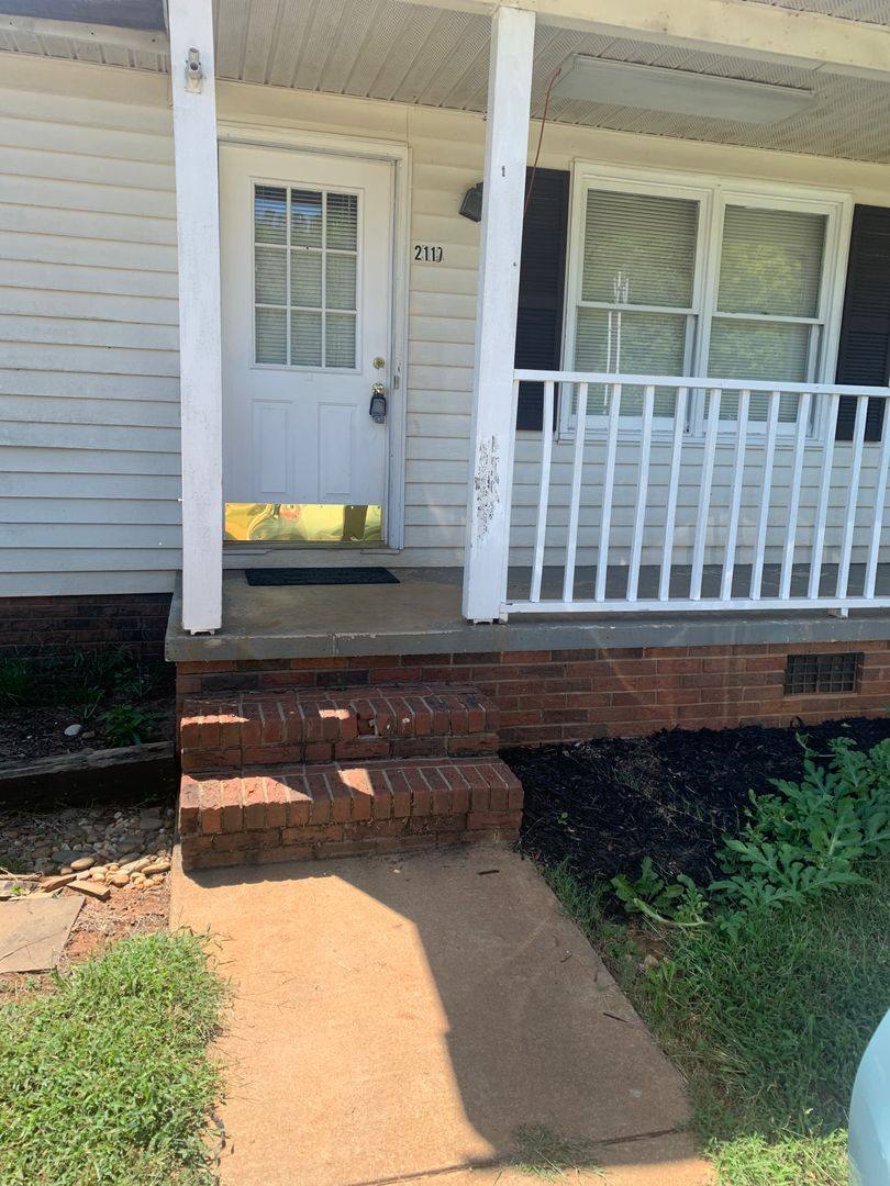 Apartment for rent at 2115-2117-2119 Airport Rd, Salisbury, NC 28147