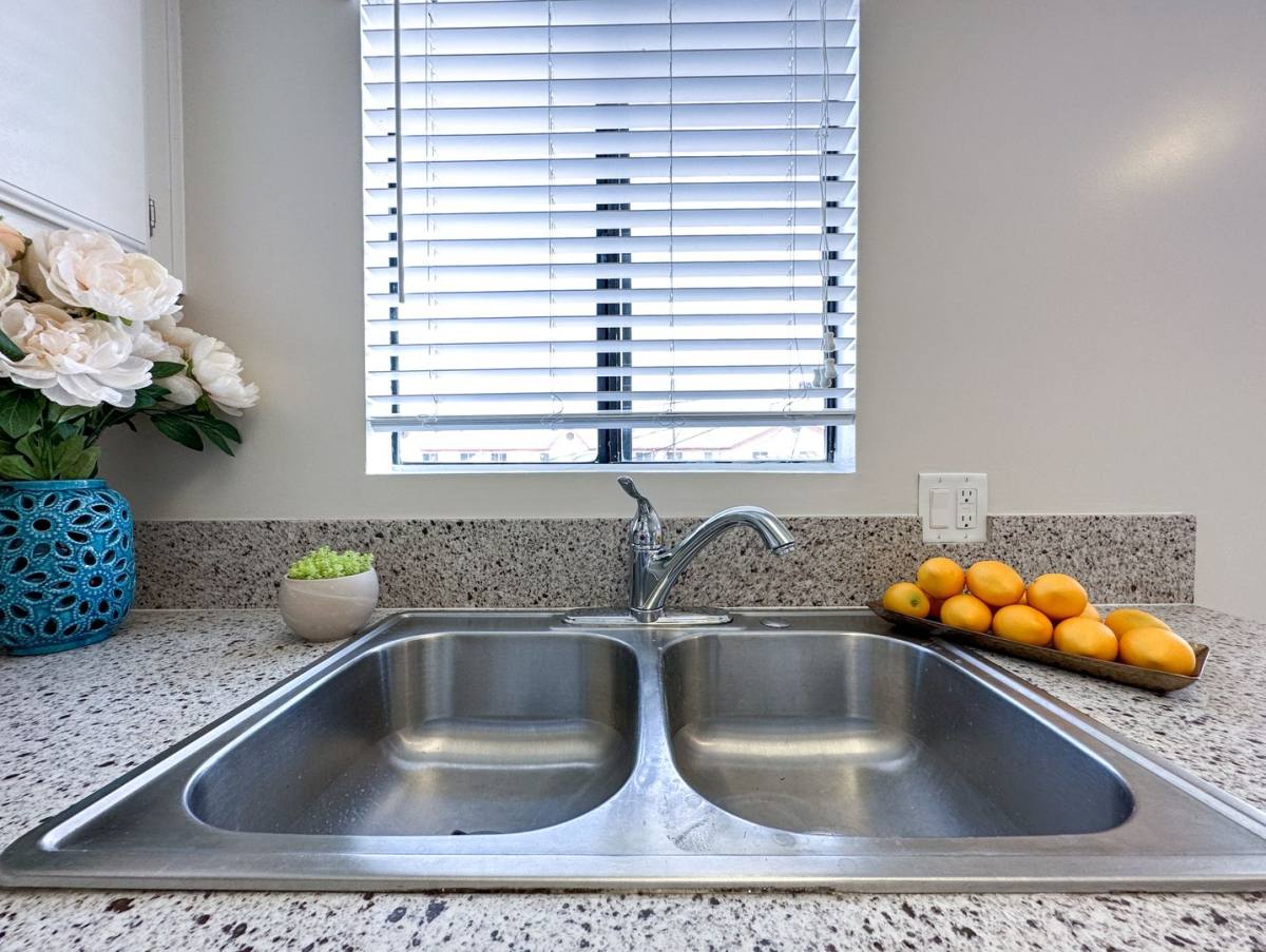 Apartment for rent at 1009 S Benito Ave, Alhambra, CA 91803