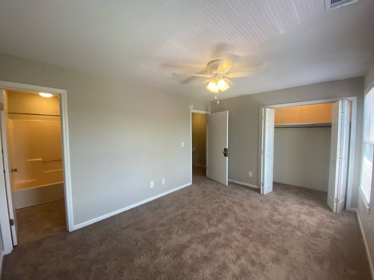 Townhouse for rent at 343-23 Old Greenville Highway, Clemson, SC 29631