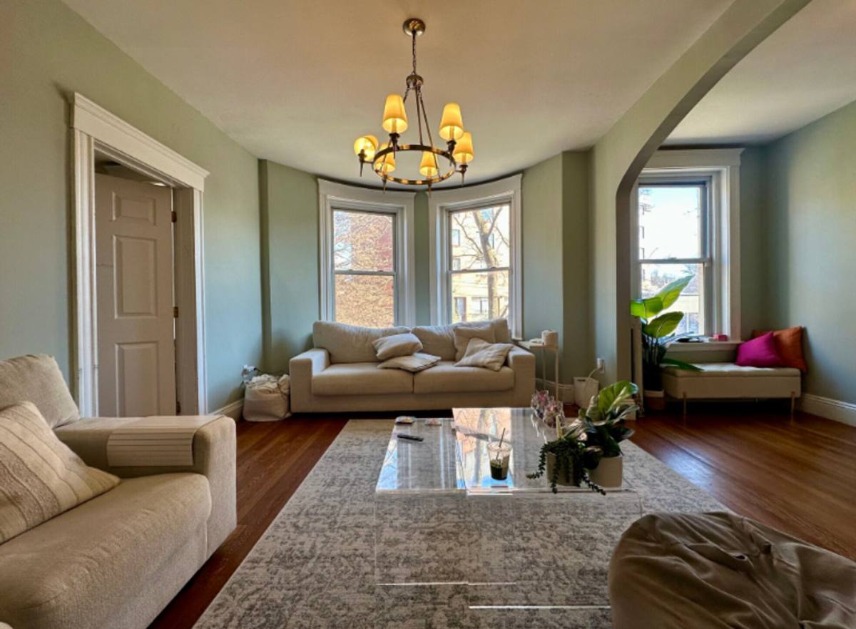 House for rent at 182 Saint Paul St #1, Brookline, MA 02446