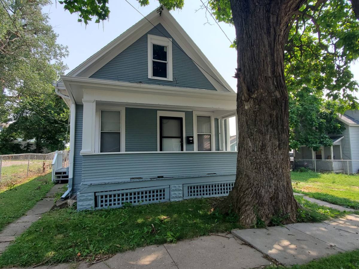 House for rent at 1407 N 31st, Omaha, NE 68131