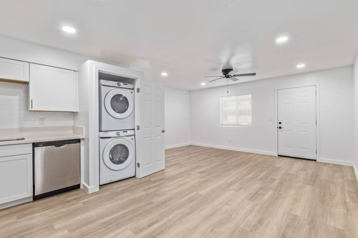 Apartment for rent at 1727 & 1801 W Cholla St, Phoenix, AZ 85029