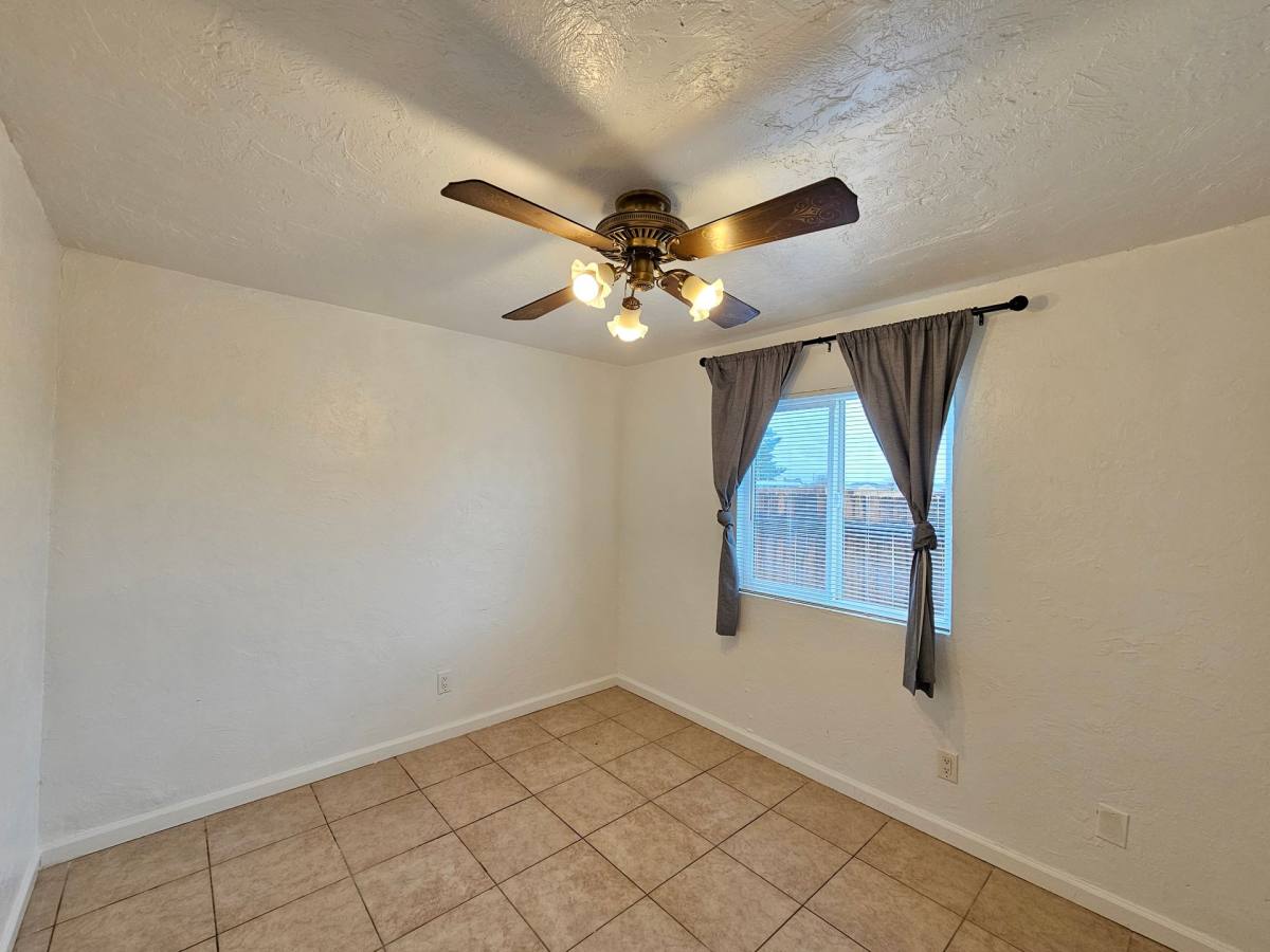 Apartment for rent at 20912 83rd St, California City, CA 93505