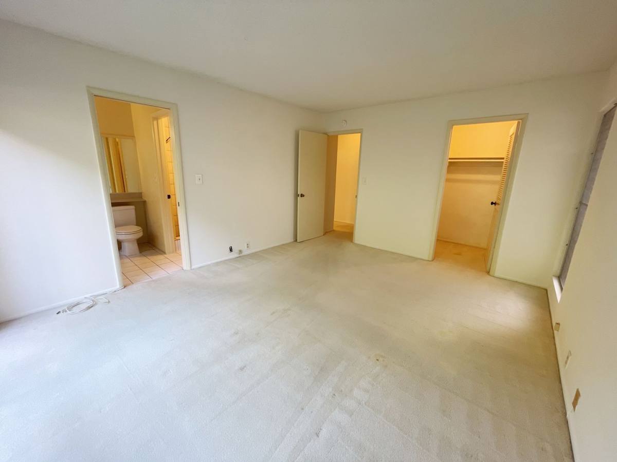 House for rent at 971 Wainiha St, Honolulu, HI 96825