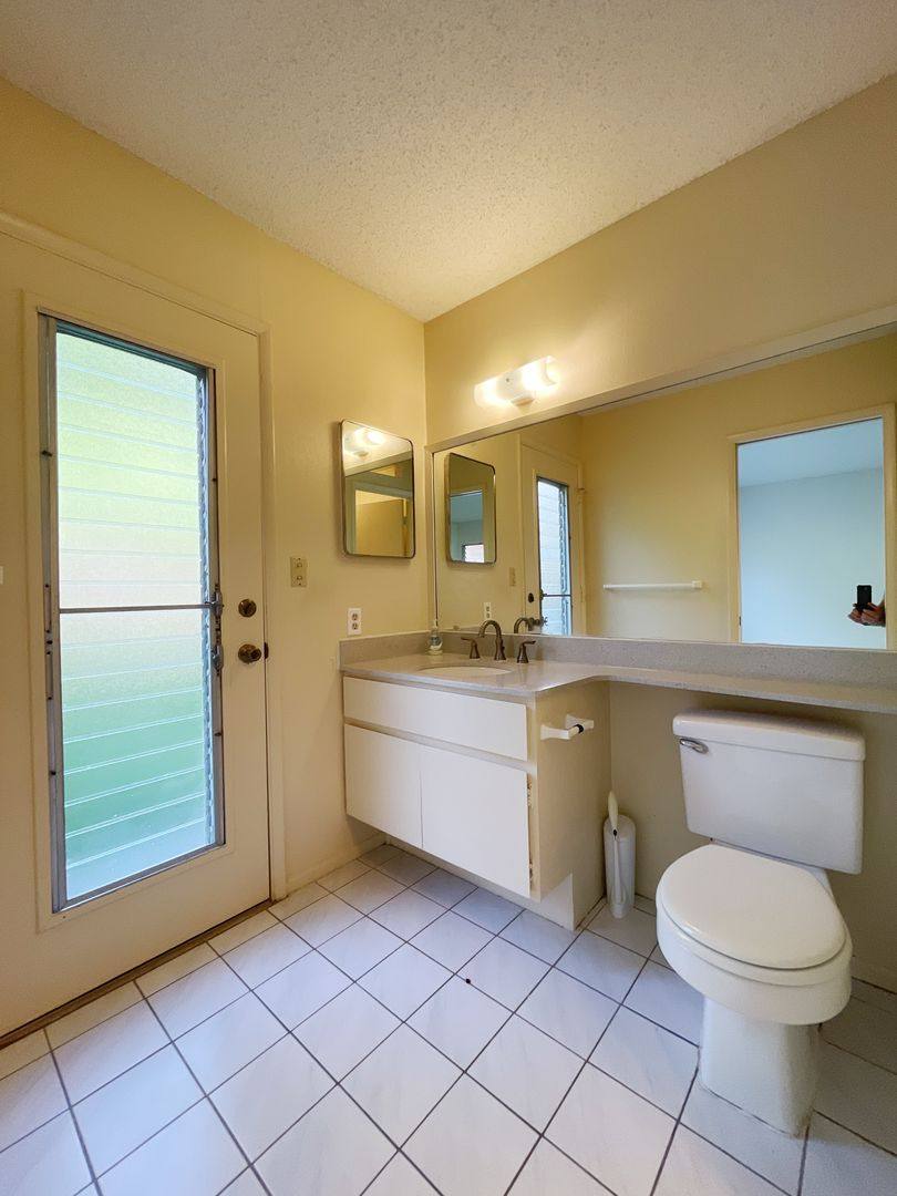 House for rent at 971 Wainiha St, Honolulu, HI 96825