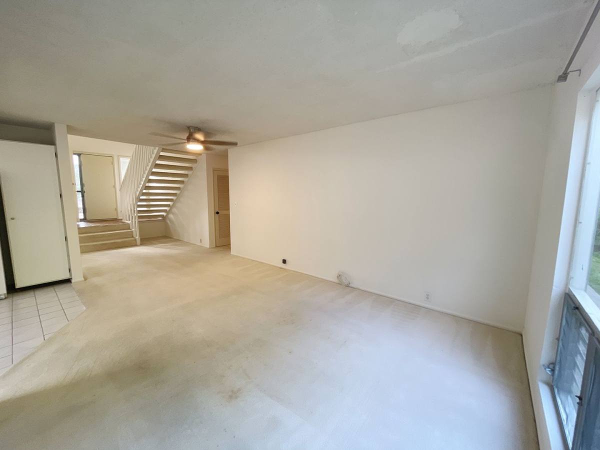 House for rent at 971 Wainiha St, Honolulu, HI 96825