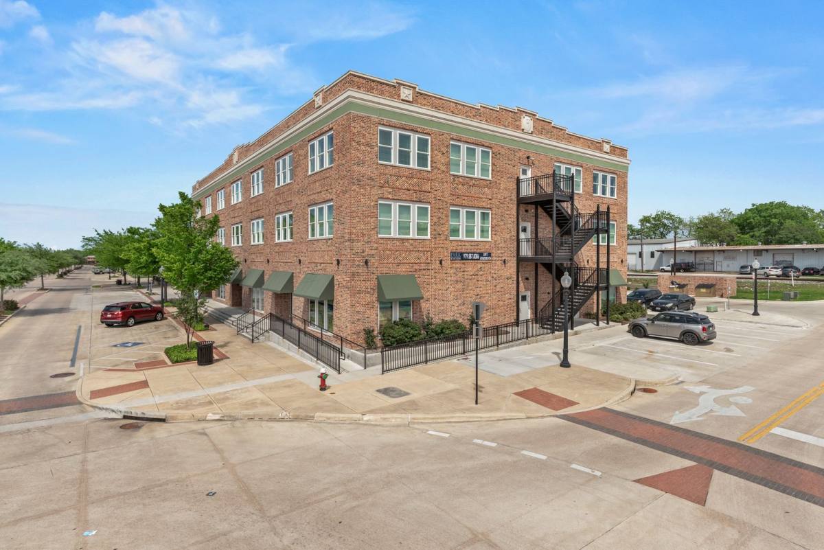 Apartment for rent at 401 N Main St, Bryan, TX 77803