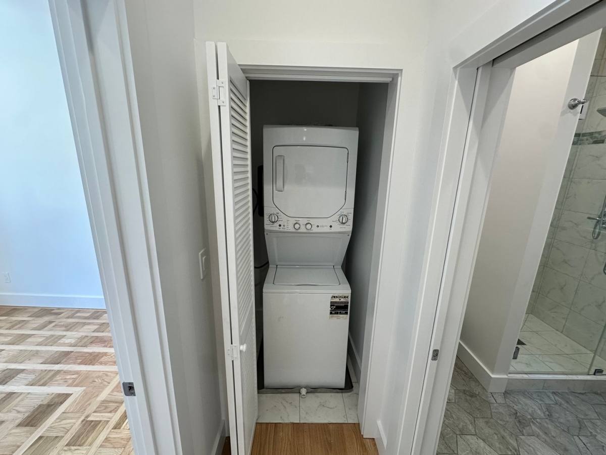 Apartment for rent at 1 Homestead St, San Francisco, CA 94114
