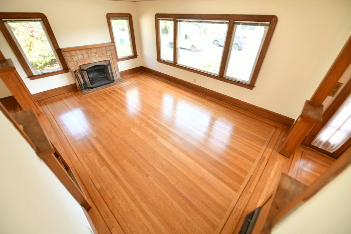 Apartment for rent at 5301-5311 Miles Ave, Oakland, CA 94618