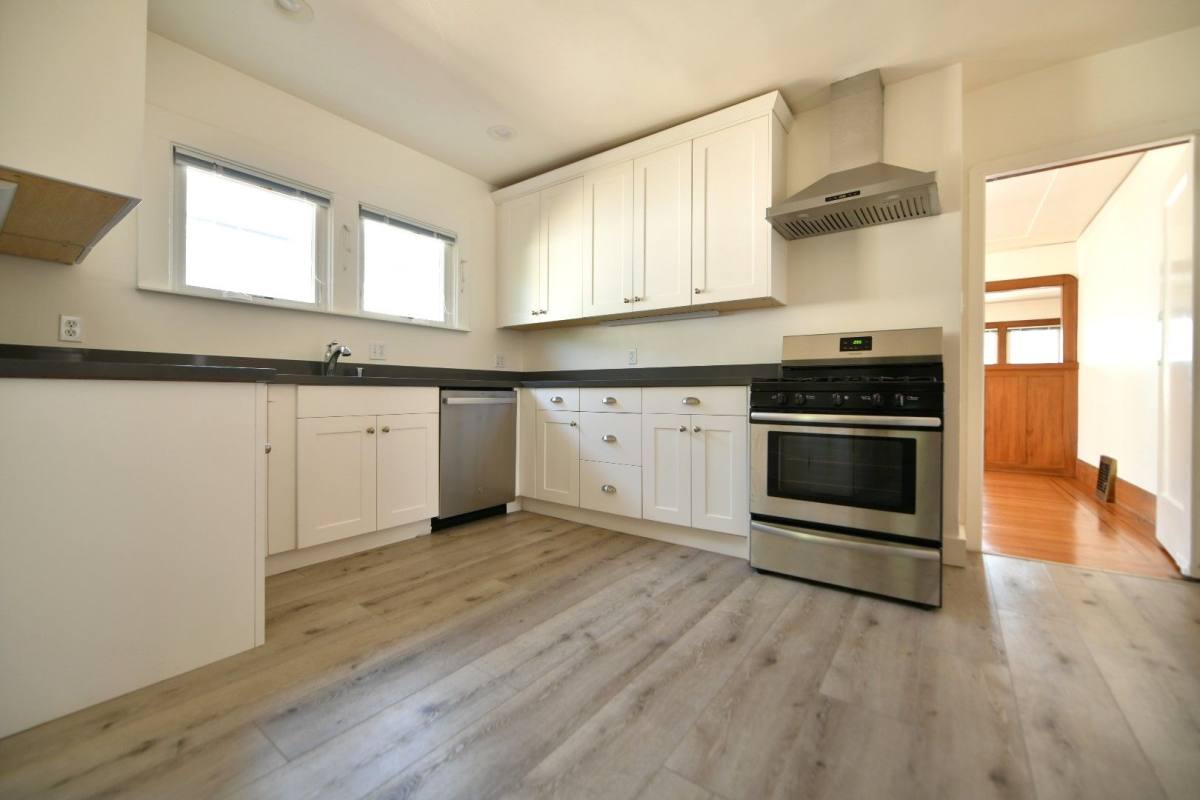 Apartment for rent at 5301-5311 Miles Ave, Oakland, CA 94618