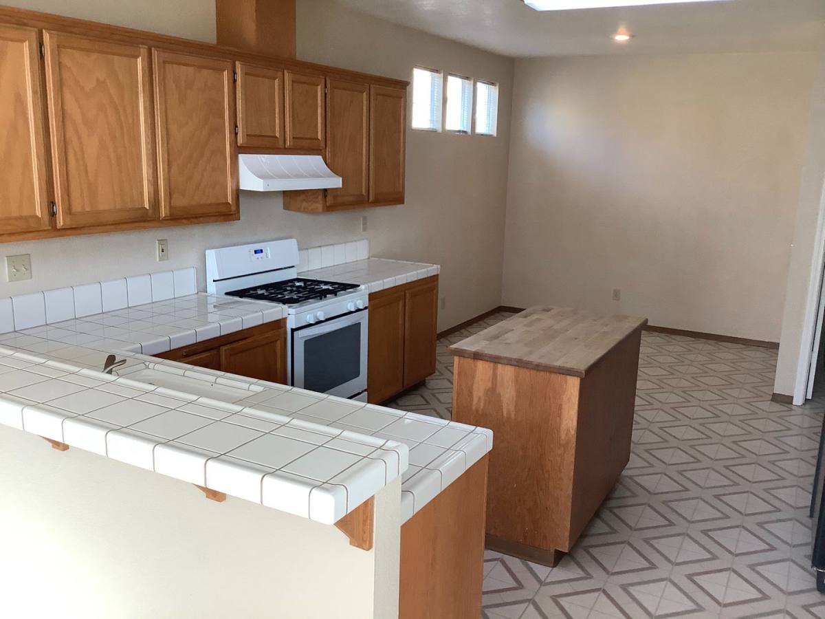 House for rent at 905 McCoy Creek Court, Suisun City, CA 94585