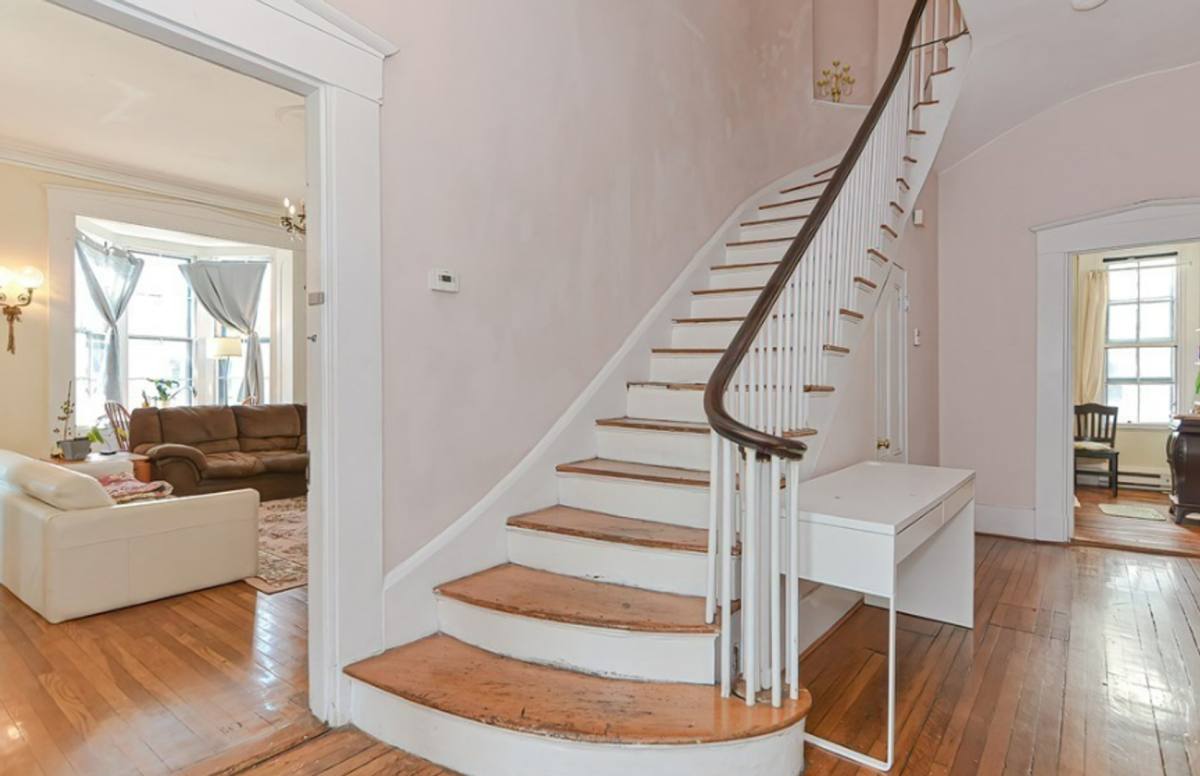 Townhouse for rent at 139 Hillside St #1A, Roxbury Crossing, MA 02120