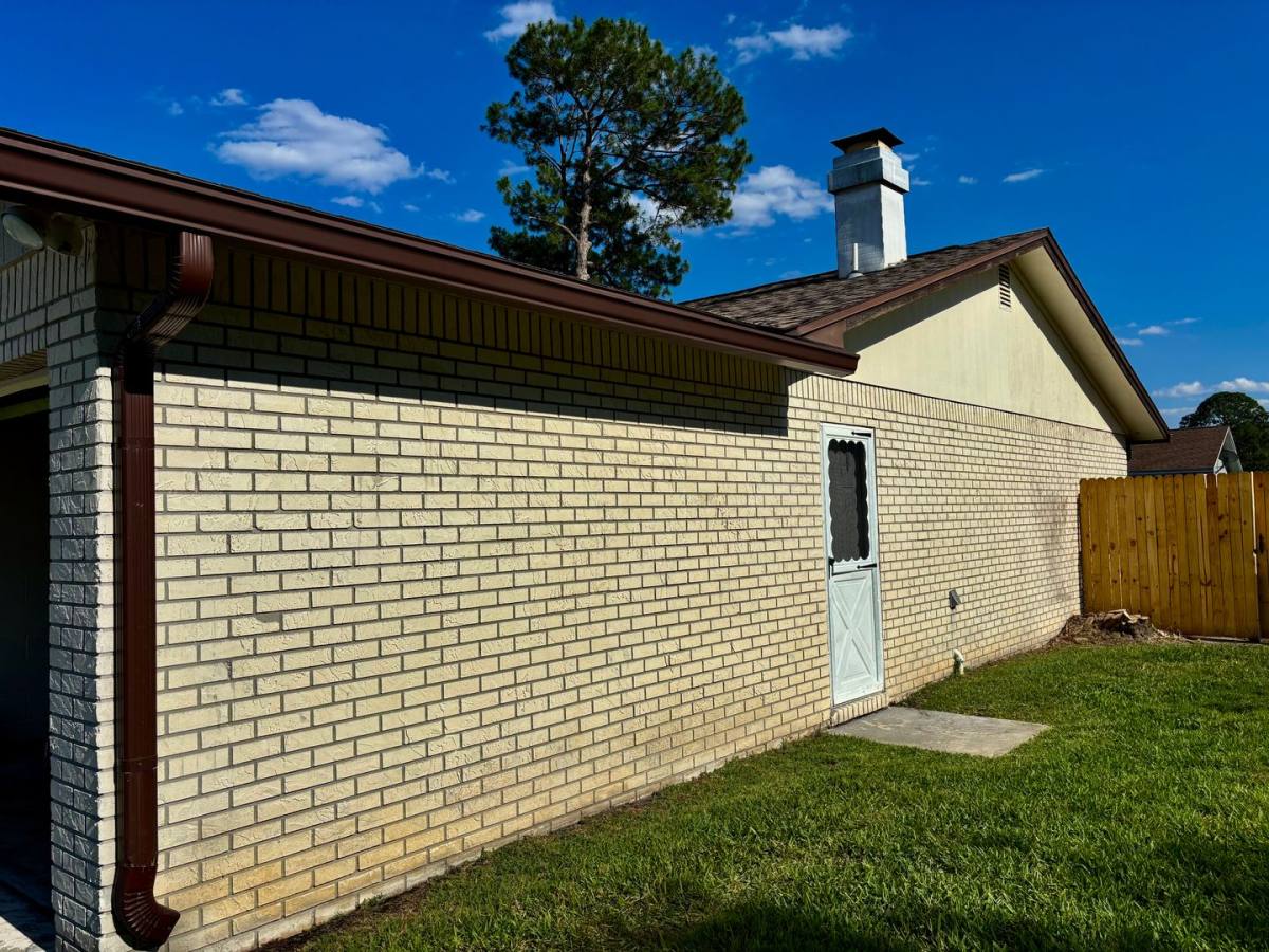 House for rent at 1747 Papaya Dr N, Orange Park, FL 32073