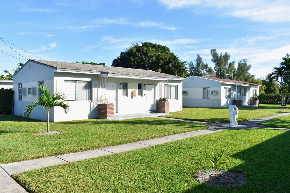 Apartment for rent at 749 Curtiss Parkway, Miami, FL 33166