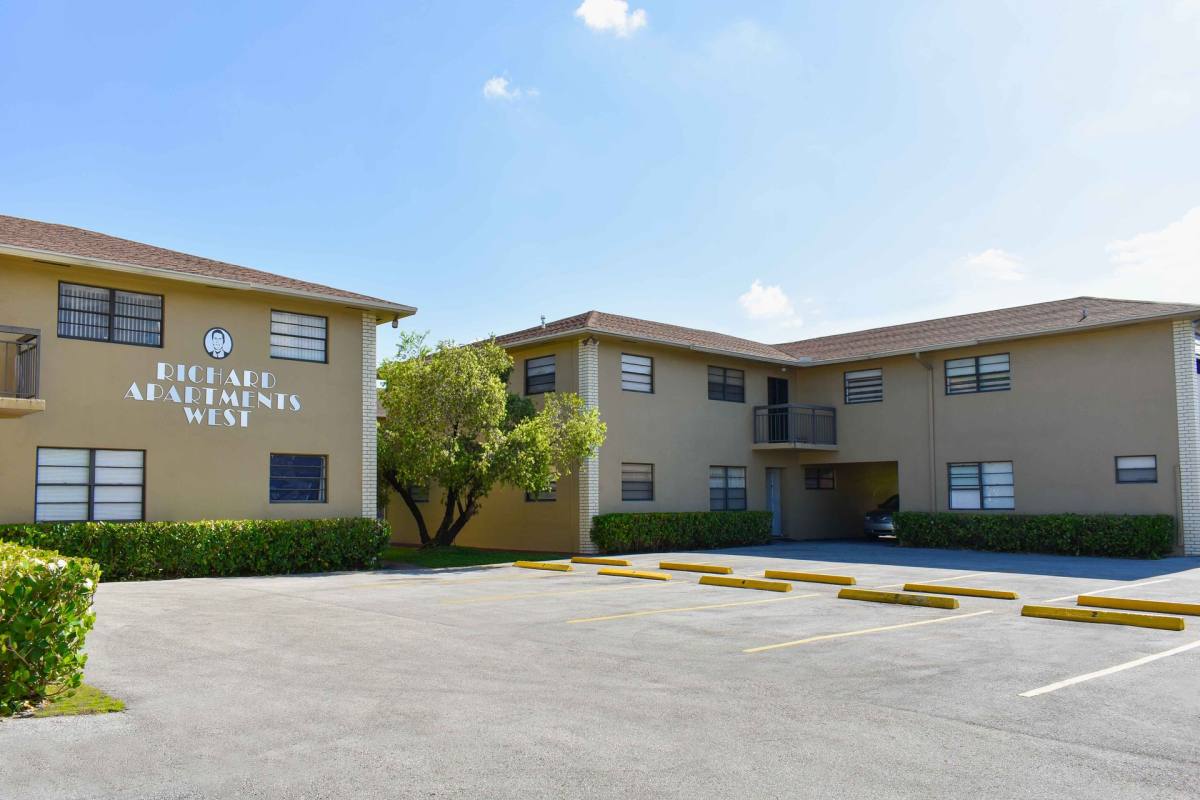 Apartment for rent at 1465 W 41 St, Hialeah, FL 33012
