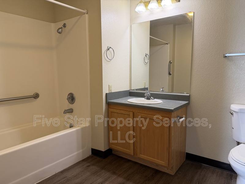 Townhouse for rent at 799 Titan Court, Chatham, IL 62629