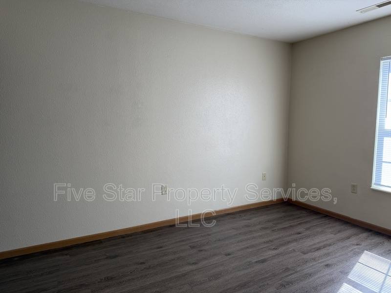 Townhouse for rent at 799 Titan Court, Chatham, IL 62629