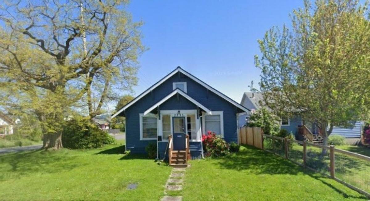 House for rent at 2336 Grant St, Bellingham, WA 98225
