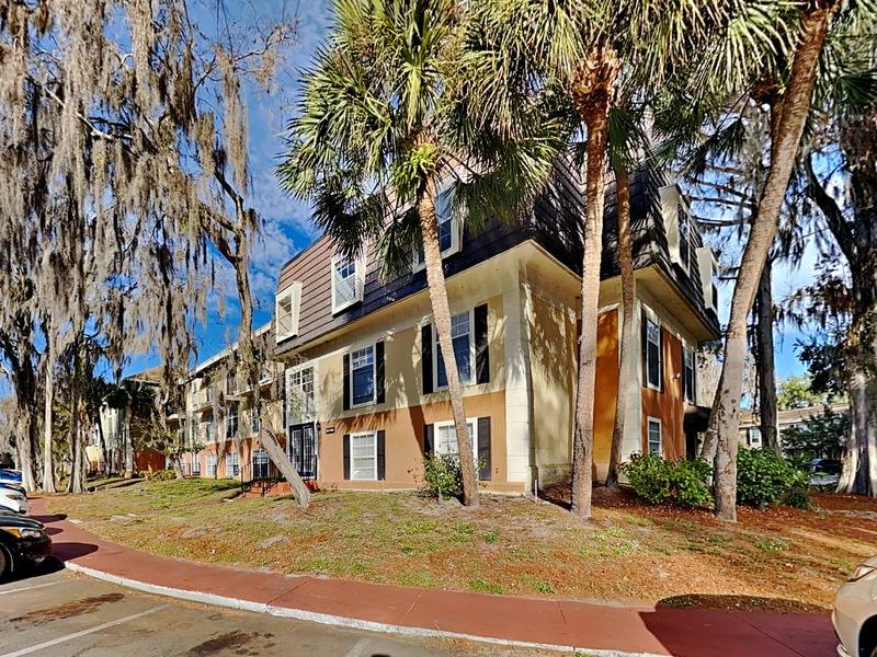 Condo for rent at 3979 Versailles Dr, Orlando, FL 32808
