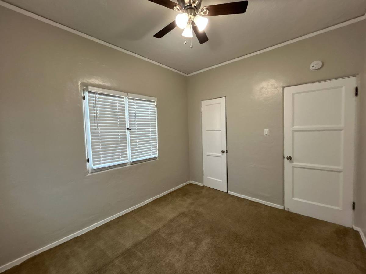 Apartment for rent at 2217 E Bermuda St, Long Beach, CA 90814