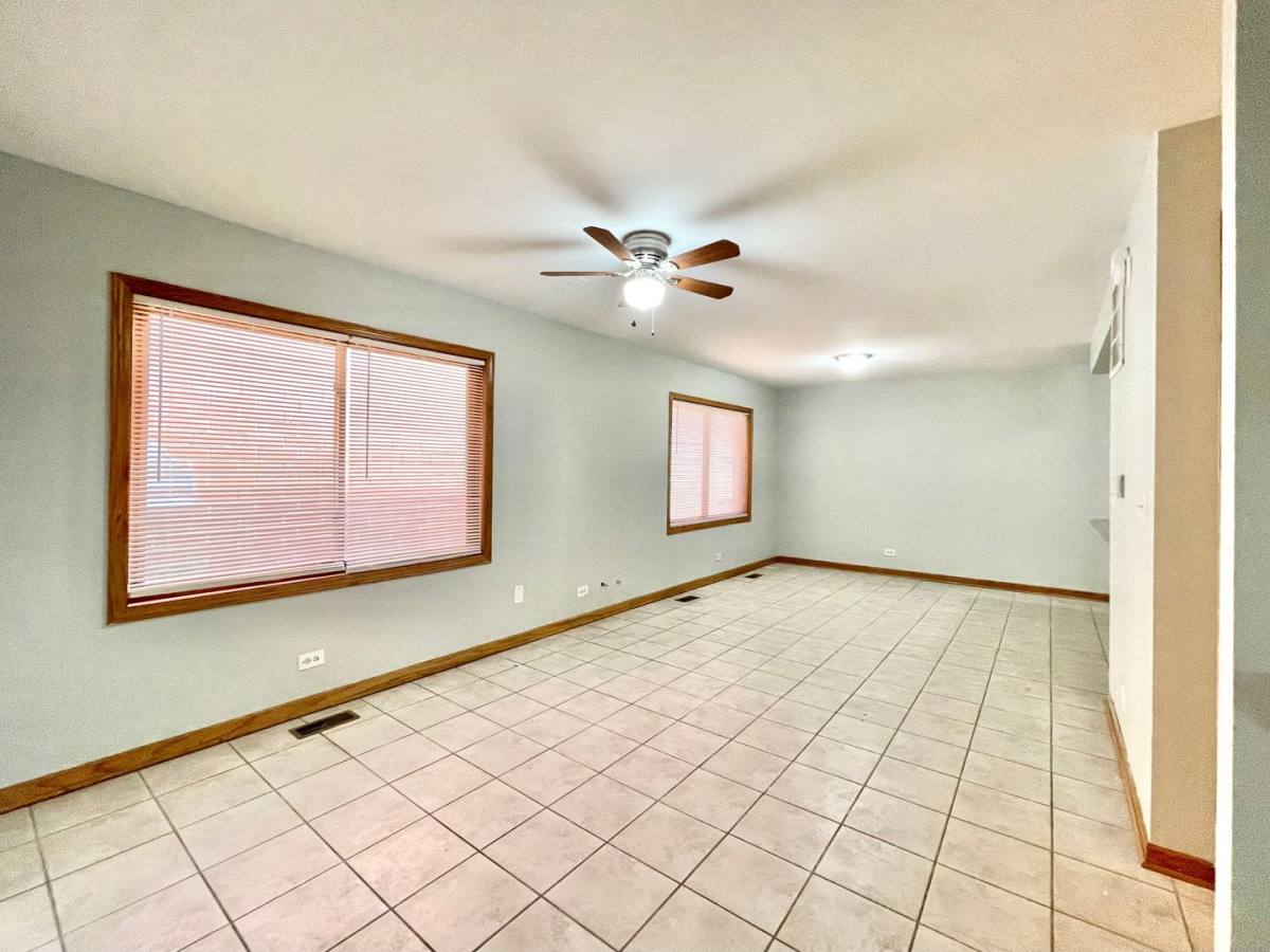 Apartment for rent at 3162 S Throop, Chicago, IL 60608