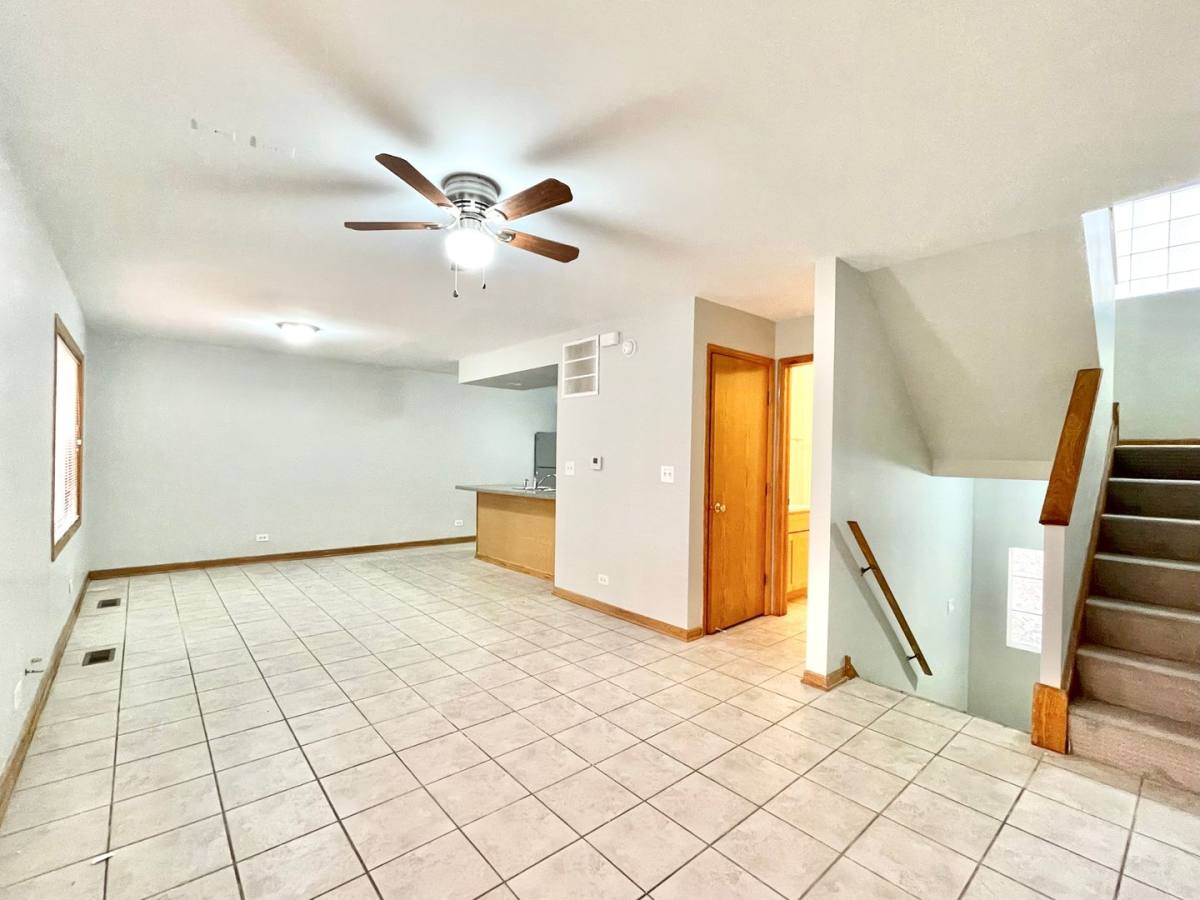 Apartment for rent at 3162 S Throop, Chicago, IL 60608
