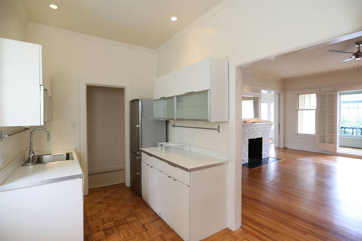 Apartment for rent at 304 Walnut St, San Francisco, CA 94118