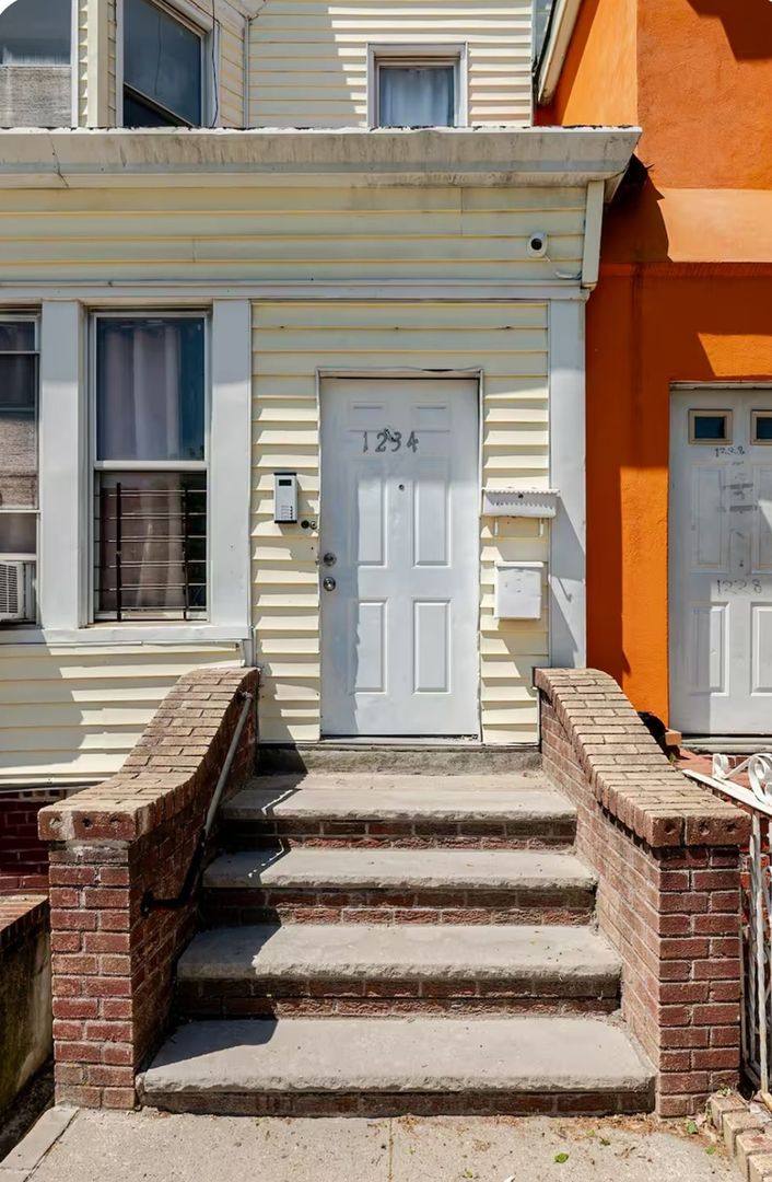 Apartment for rent at 1234 New York Ave, Brooklyn, NY 11203