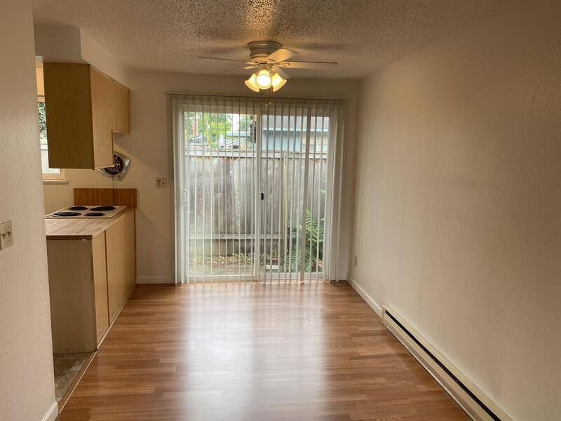 House for rent at 7425 SE Henry St, Portland, OR 97206