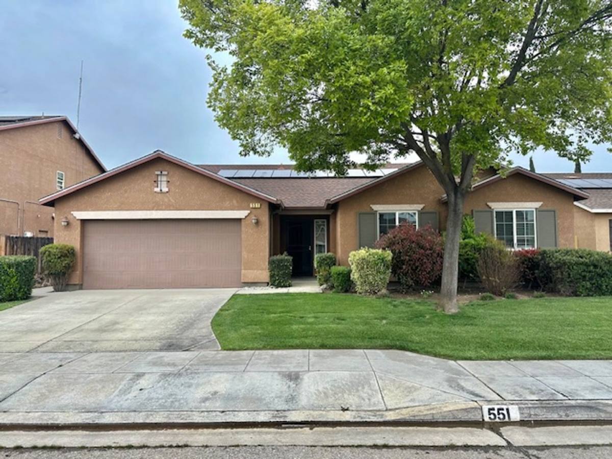 House for rent at 551 S Kona Ave, Fresno, CA 93727