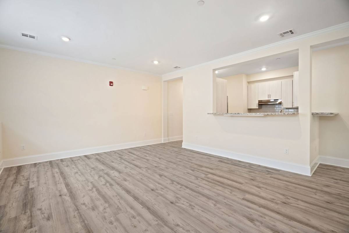Townhouse for rent at 42 Maple St, Dover, NH 03820