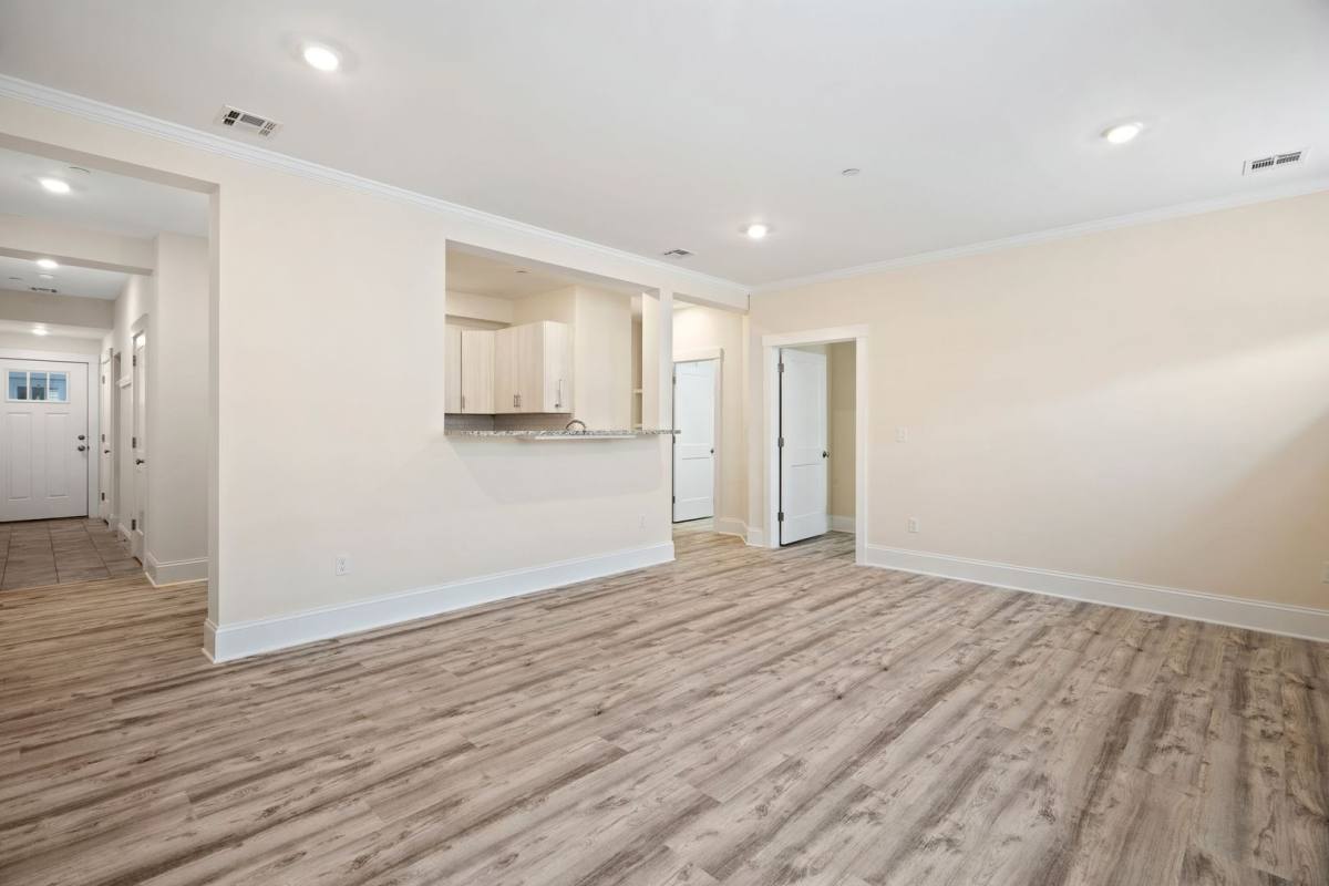 Townhouse for rent at 42 Maple St, Dover, NH 03820