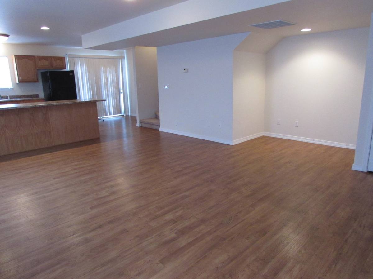 Apartment for rent at 114 Andrews Dr, Saint Robert, MO 65584