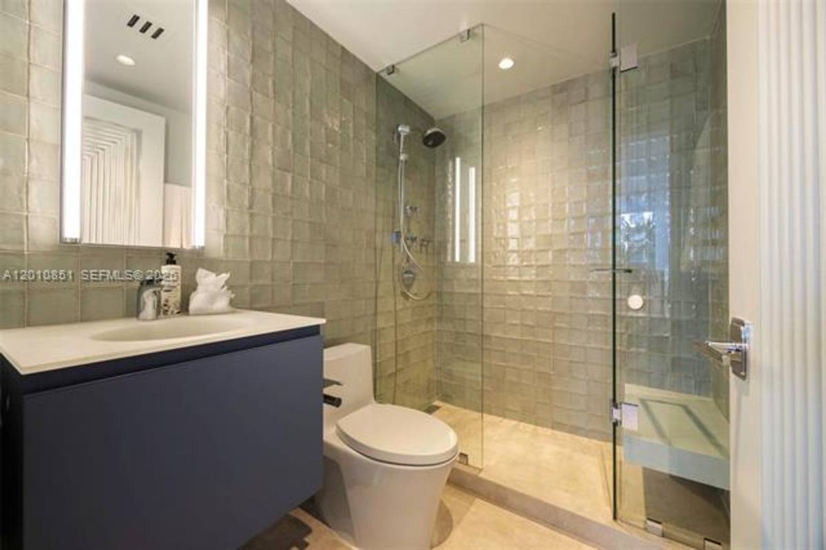 Apartment for rent at 5875 Collins Ave, Miami Beach, FL 33140