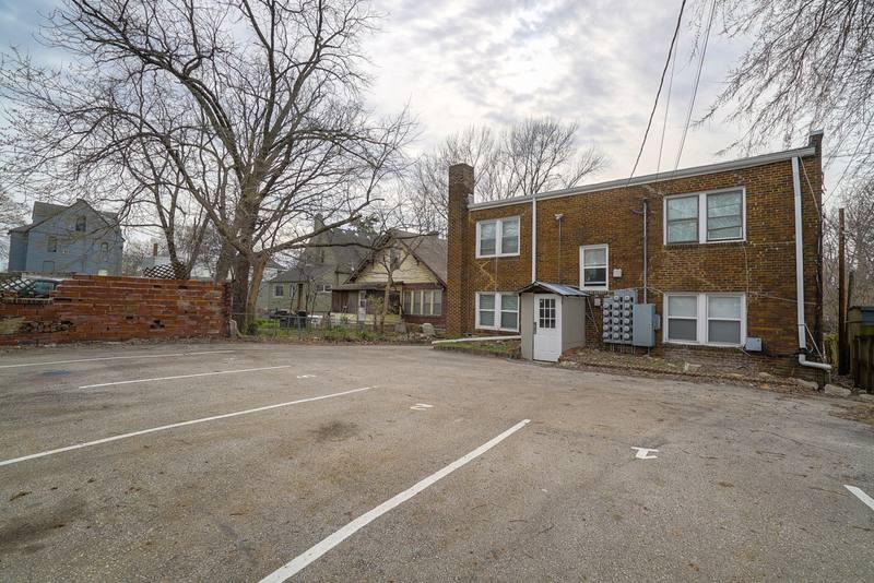 Apartment for rent at 3811 Mercier St #103, Kansas City, MO 64111