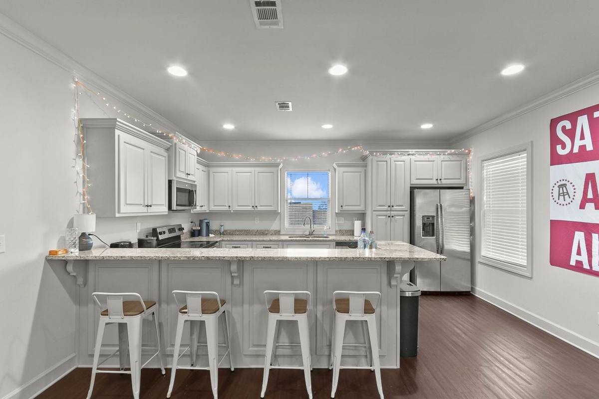 House for rent at 1524 1st Ave, Tuscaloosa, AL 35401