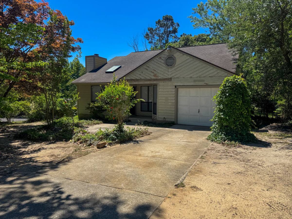 House for rent at 1715 Arrow Ridge Way, Fayetteville, NC 28304