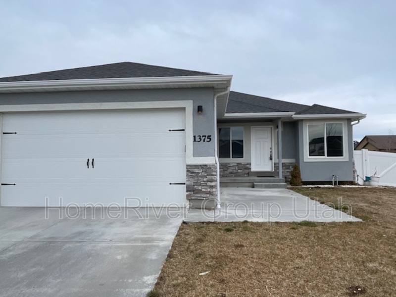 House for rent at 1375 E Rachel Way, Eagle Mountain, UT 84005