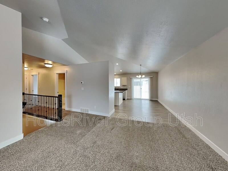 House for rent at 1375 E Rachel Way, Eagle Mountain, UT 84005