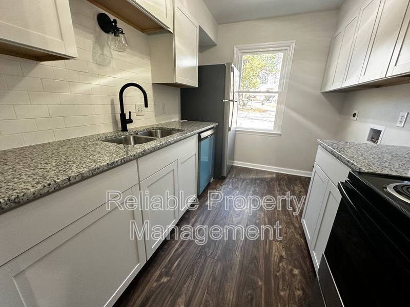 Townhouse for rent at 102 Stowe Place #B, Garner, NC 27529