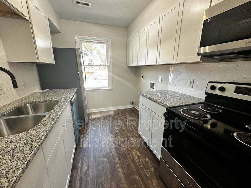 Townhouse for rent at 102 Stowe Place #B, Garner, NC 27529