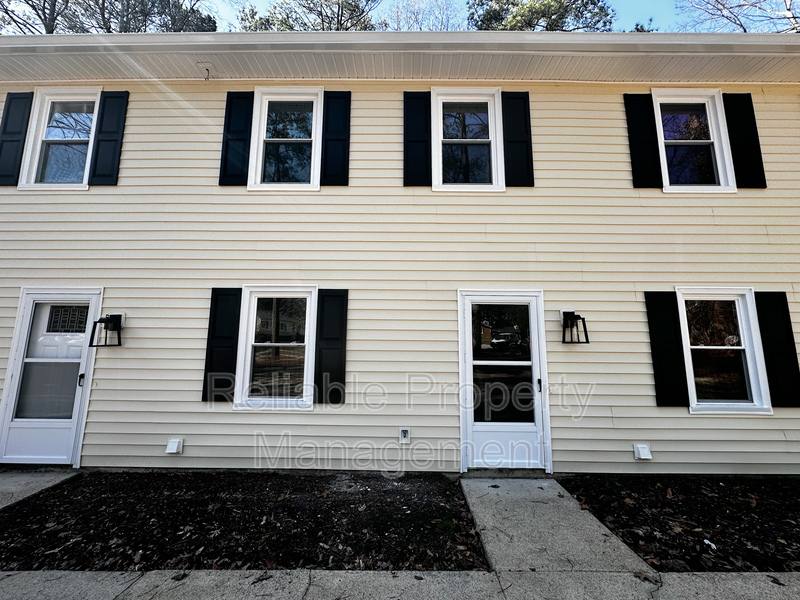 Townhouse for rent at 102 Stowe Place #B, Garner, NC 27529