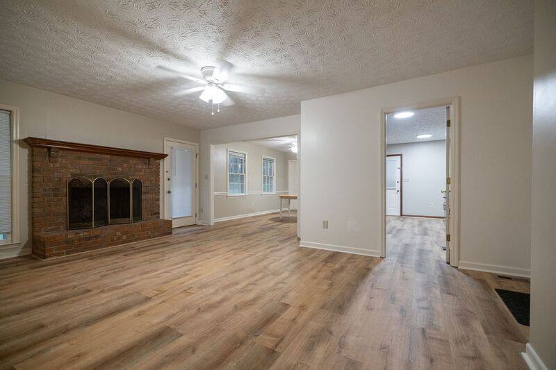 House for rent at 1151 Brookwood Dr, Watkinsville, GA 30677