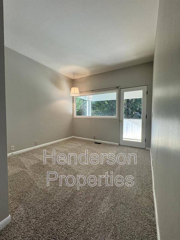 Condo for rent at 501 Fenton Place, Charlotte, NC 28207
