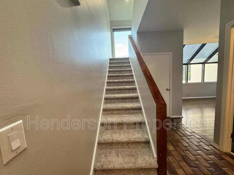 Condo for rent at 501 Fenton Place, Charlotte, NC 28207