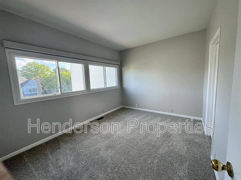 Condo for rent at 501 Fenton Place, Charlotte, NC 28207